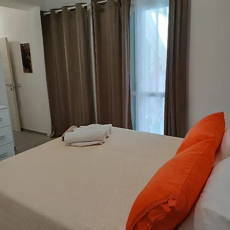 Casa Bonelli 37 Gasthuis Barletta