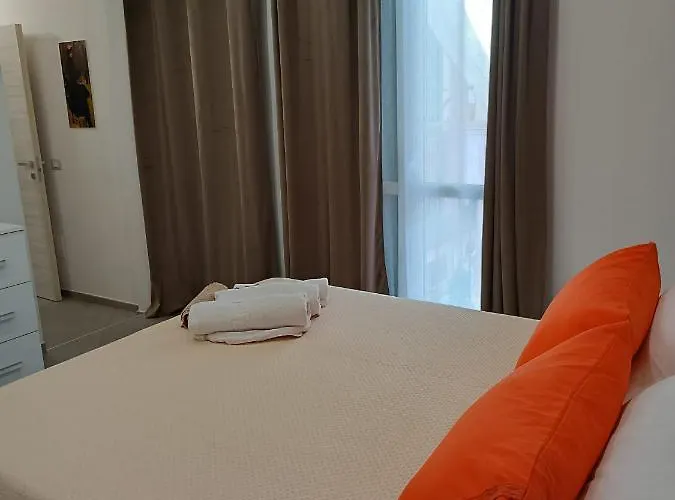 Casa Bonelli 37 Pensión Barletta